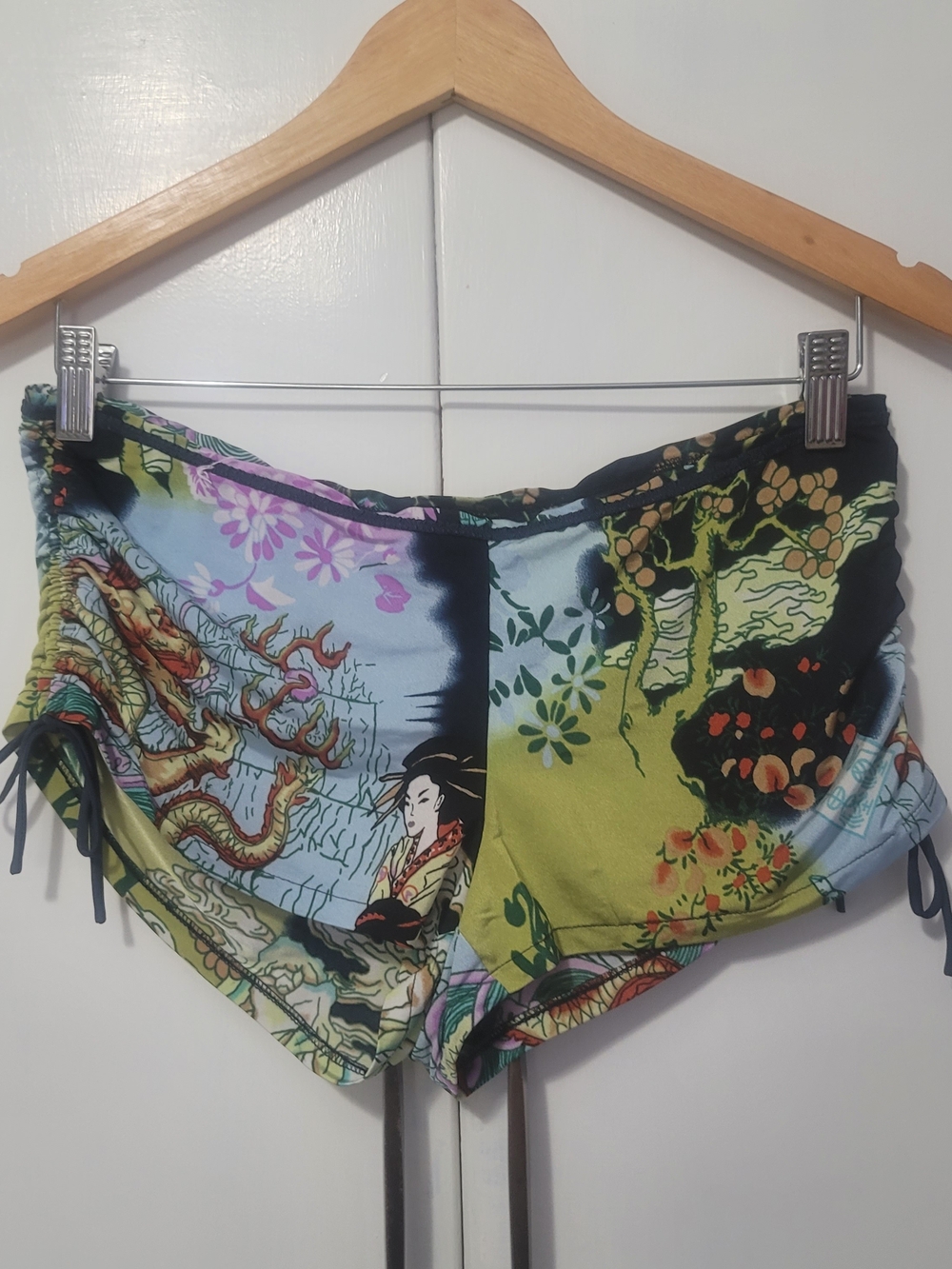Natori Multicolor Floral & Dragon Print Shorts